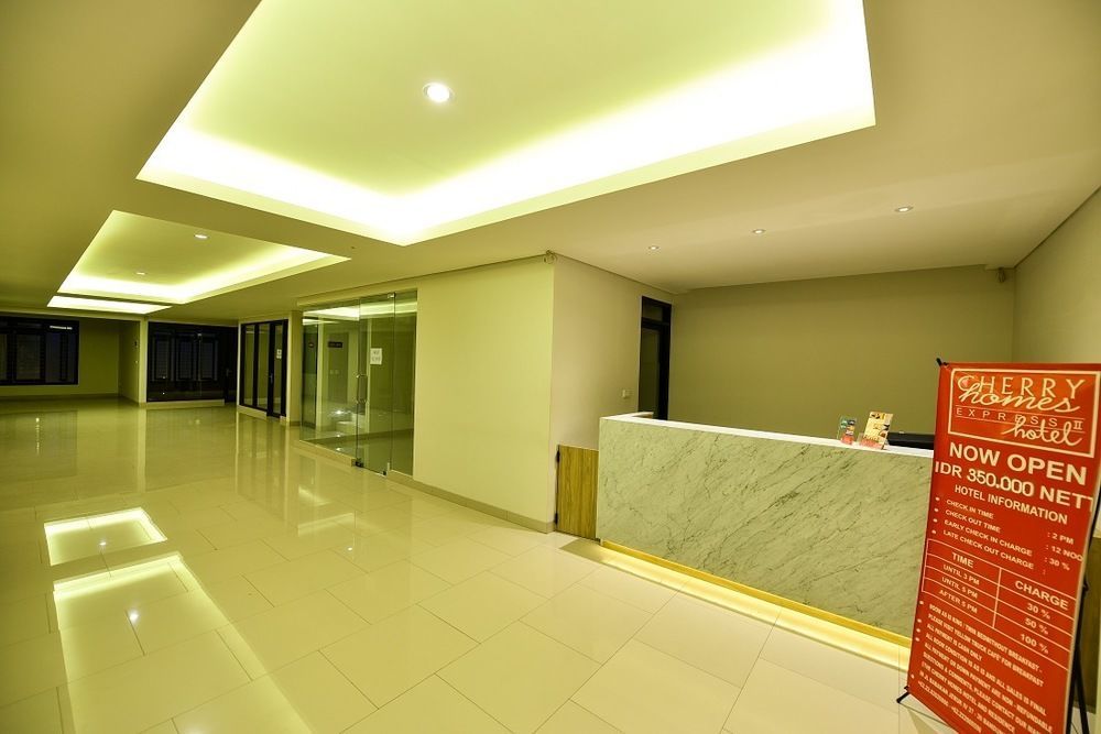 Cherry Homes Express Hotel Bandung Exterior foto